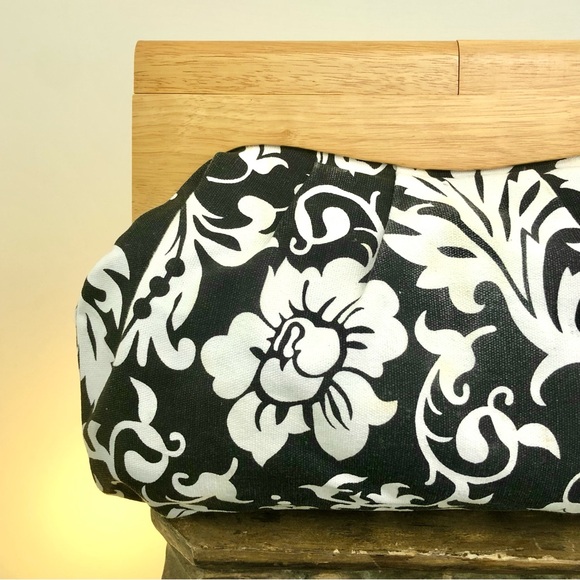 Floral Large Clutch Wooden Hand Bag Black White Summer Spring 100% Cotton Chic - Picture 15 of 16